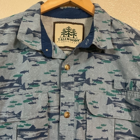 Tallwoods Vented Shirt Fishing Camping Blue Mesh Pockets  Button Front EUC - Picture 10 of 11